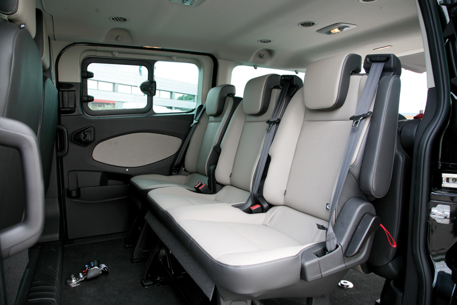 Ford Tourneo Custom 2022 салон
